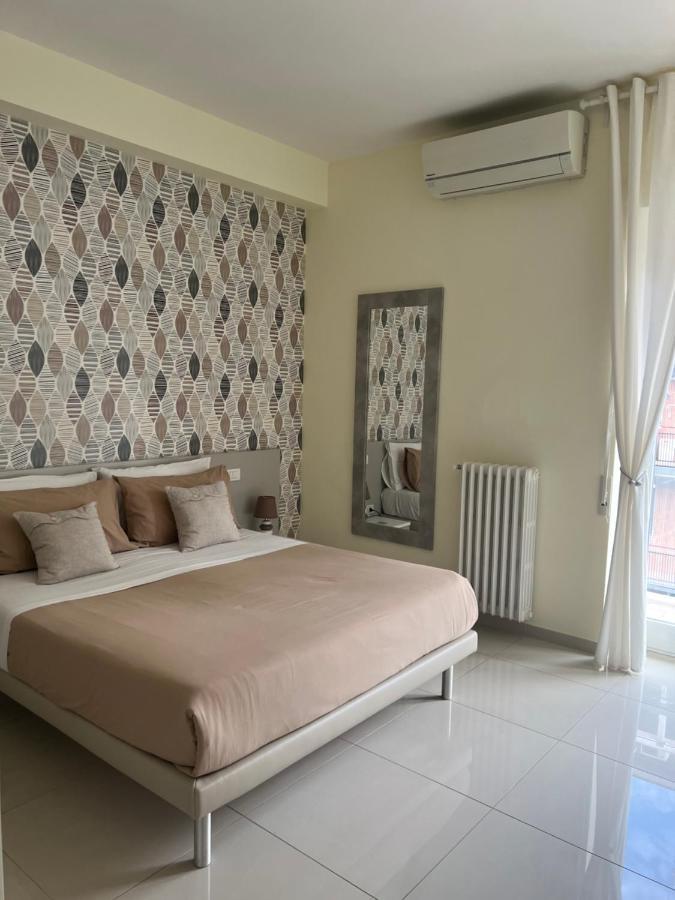 Centralflats 195 Private Apartments Бари Екстериор снимка