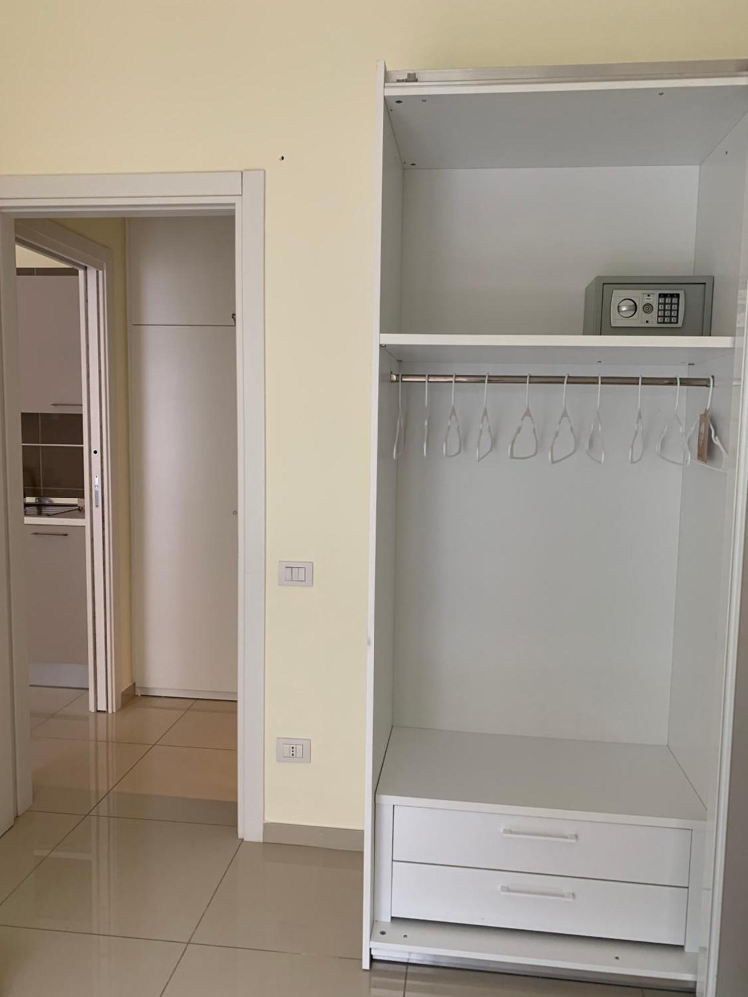 Centralflats 195 Private Apartments Бари Екстериор снимка