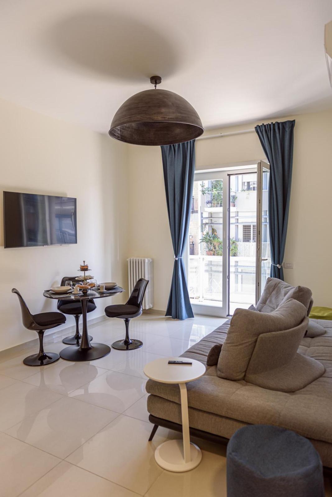 Centralflats 195 Private Apartments Бари Екстериор снимка